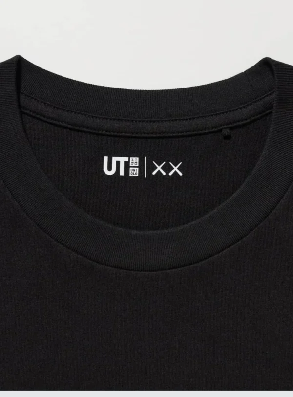 Uniqlo x Kaws T-Shirt Black – Bild 4